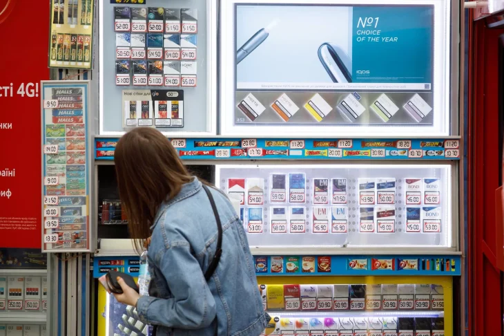 В Україні можуть повністю заборонити електронні сигарети та рідини до них