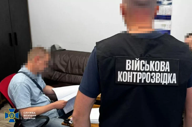 Посадовця Міноборони підозрюють у розкраданні 5,4 млн грн на ремонті бронетехніки