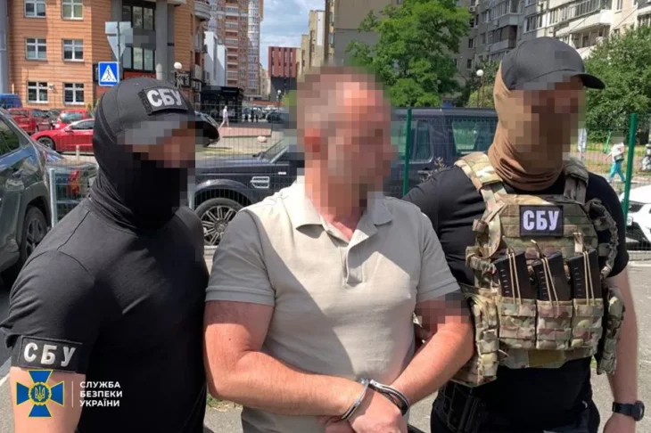 СБУ викрила розкрадання 75 млн грн у КМДА: замість допомоги хворим купували елітне майно