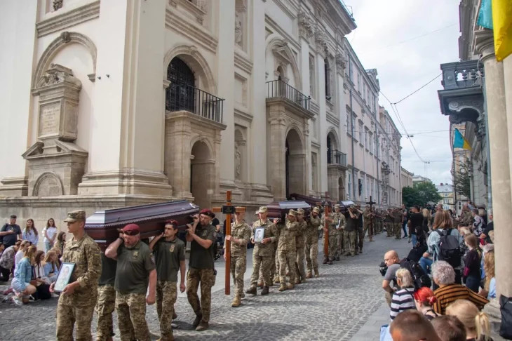 У Львові відбулося прощання з 12 бійцями Королівської бригади, загиблими після катастрофи Іл-76