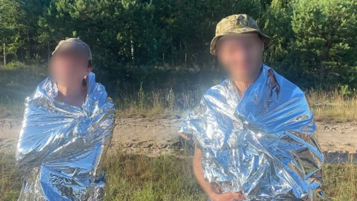 Прикордонники Рівненщини врятували двох чоловіків, які заблукали біля кордону з білоруссю
