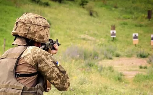 У Чернігівській області курсант затриманий за підозрою у вбивстві двох військових на полігоні