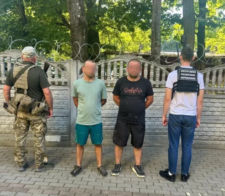 На Закарпатті затримали двох ужгородців, які намагалися перетнути кордон до Словаччини на самокатах