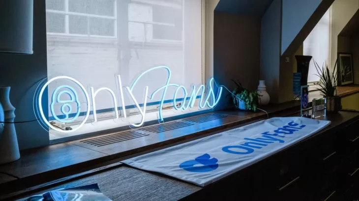 OnlyFans виплатив рекордні дивіденди $701 млн перед можливим продажем платформи