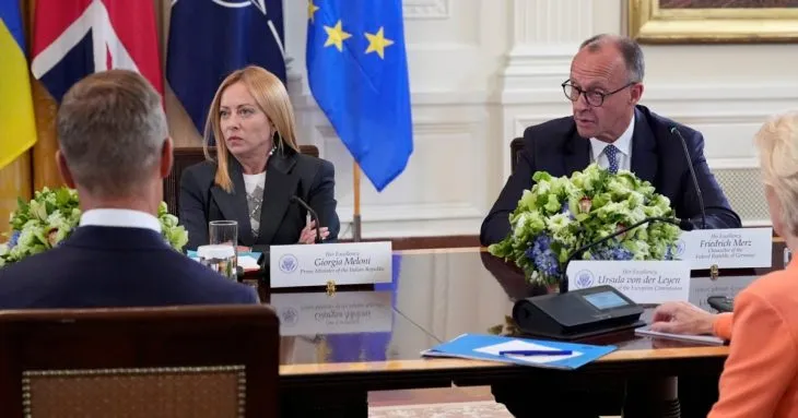 Мерц: Україна не повинна поступатися Донбасом росії під час переговорів