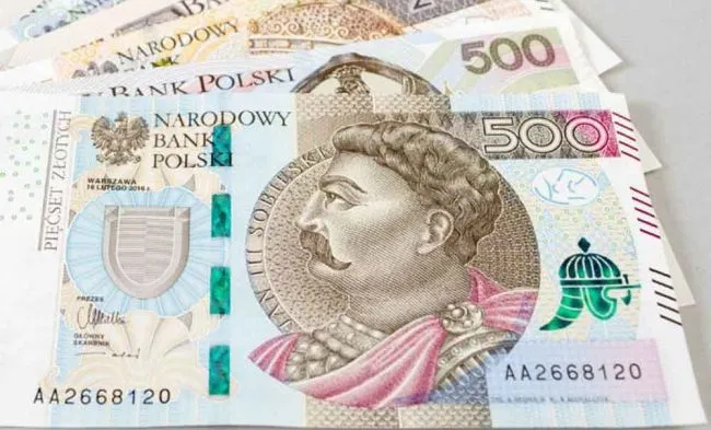 Середня зарплата у Польщі у другому кварталі 2025 року зросла на 8,8%