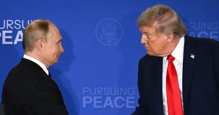Путін вимагав від Трампа визнати Крим російським у перемовинах щодо миру в Україні