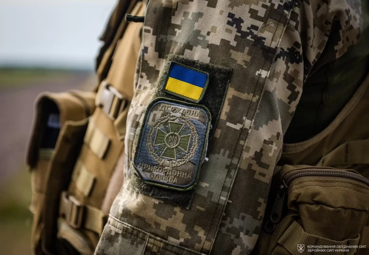 На Закарпатті прикордонник вчинив самогубство під час служби зі зброєю