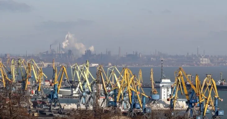 росія відкрила окуповані порти Бердянська і Маріуполя для іноземних суден: наслідки та реакція