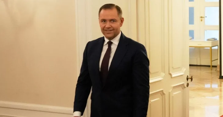 Польща продовжила легальний статус українських біженців до березня 2026 та посилила умови отримання допомоги