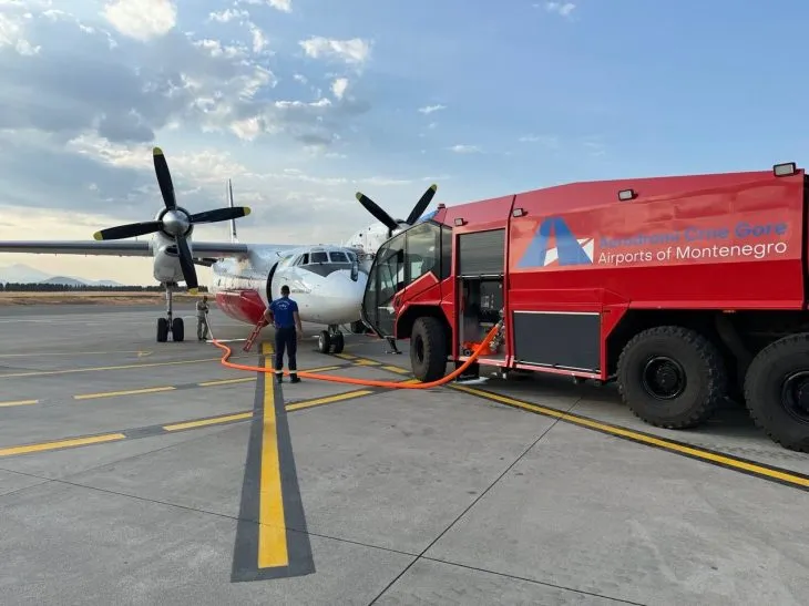 Український літак АН-32П виконує пожежні роботи в Чорногорії: ініціатива за підтримки ОАЕ підсилила безпеку регіону