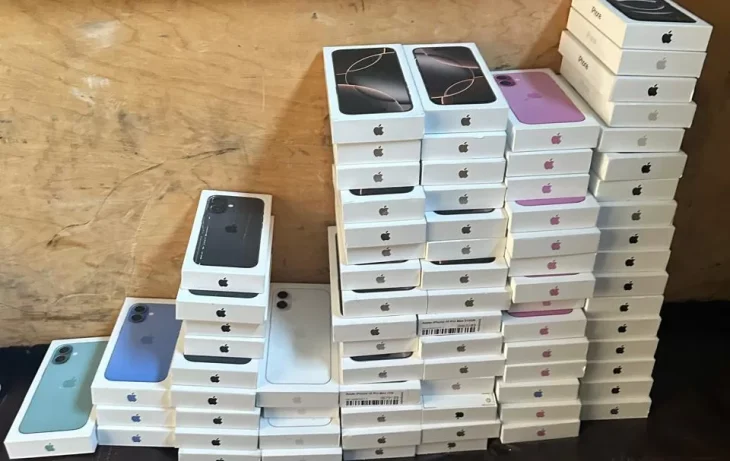 Прикордонники затримали контрабанду iPhone та техніки на 8 мільйонів гривень