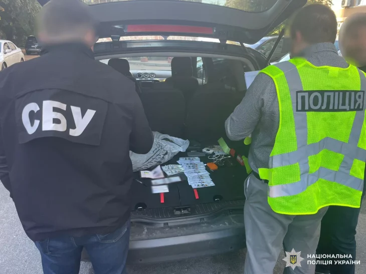 На Львівщині затримали посадовця Міноборони за організацію незаконного переправлення чоловіків за кордон