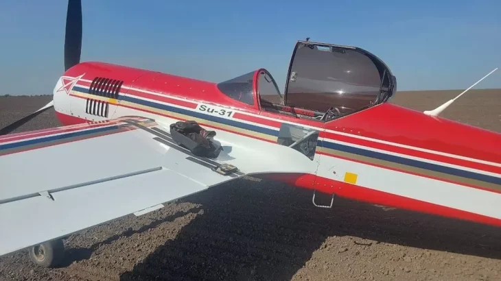 На Львівщині легкомоторний літак здійснив аварійну посадку через несправність двигуна
