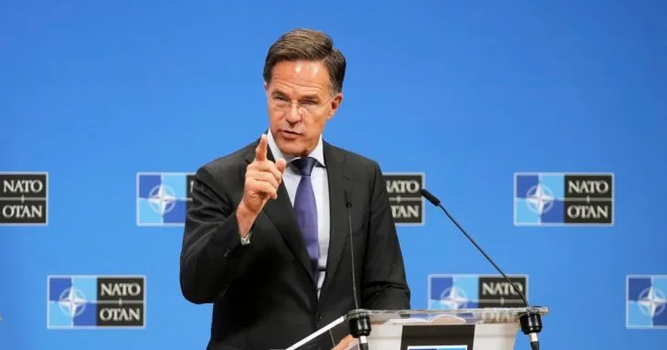 НАТО розслідує навмисність порушення повітряного простору Естонії та Польщі росією