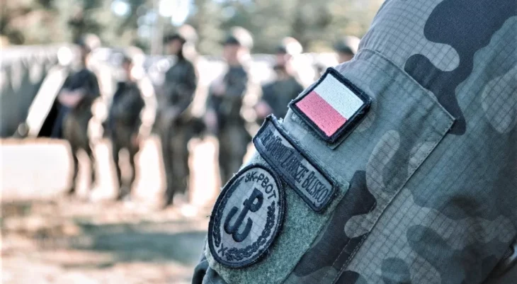 У Польщі тривають пошуки збитих дронів після нічної атаки росії: радари виявили десятки цілей