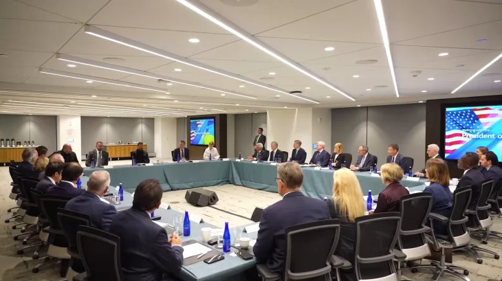 Зеленський провів переговори з керівниками США щодо інвестицій в Україну