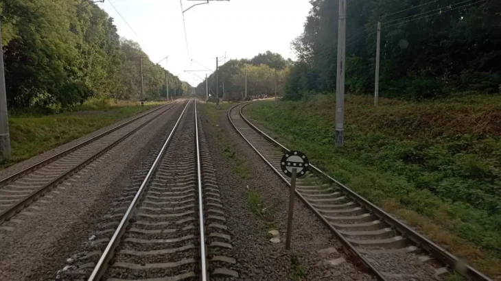 Укрзалізниця спростувала замінування трьох потягів: пасажири у безпеці