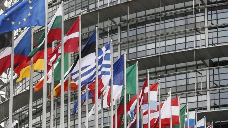 Європарламент закликав ЄС збивати російські літаки й дрони-порушники