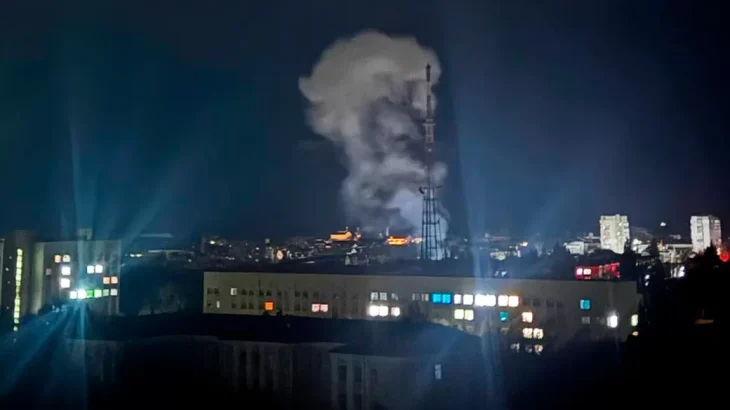 Російські війська обстріляли центр Чернігова: пошкоджено телевежу