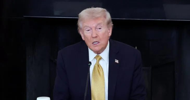 Трамп запровадив середній рівень санкцій проти російських нафтових компаній