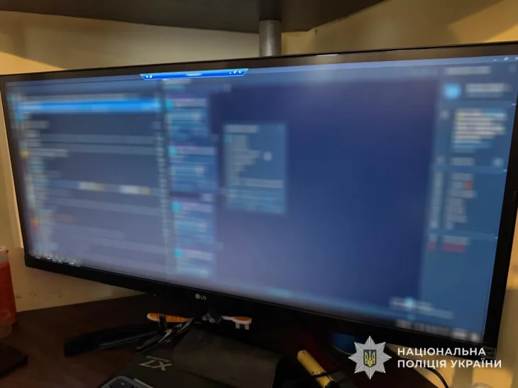 На Львівщині затримали хакера, який продавав доступ до акаунтів месенджерів
