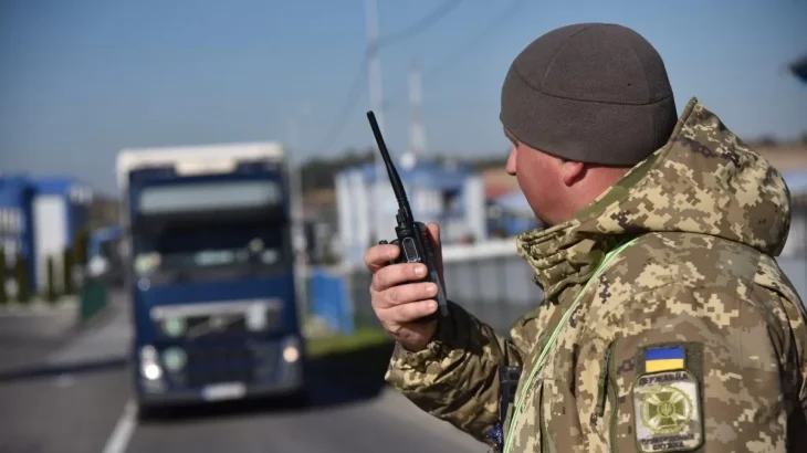 Черги на кордоні з Польщею через запуск нової системи в’їзду EES