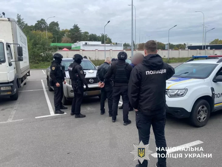 На Київщині затримали чоловіка за вимагання 1,4 млн грн у військового за сприяння у виділенні коштів на дрони