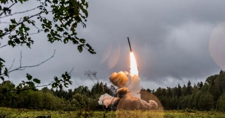 росія застосувала ракету 9М729, що призвела до виходу США з договору РСМД
