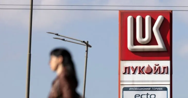 ЄС розглядає винятки для активів Lukoil у Європі через санкції США