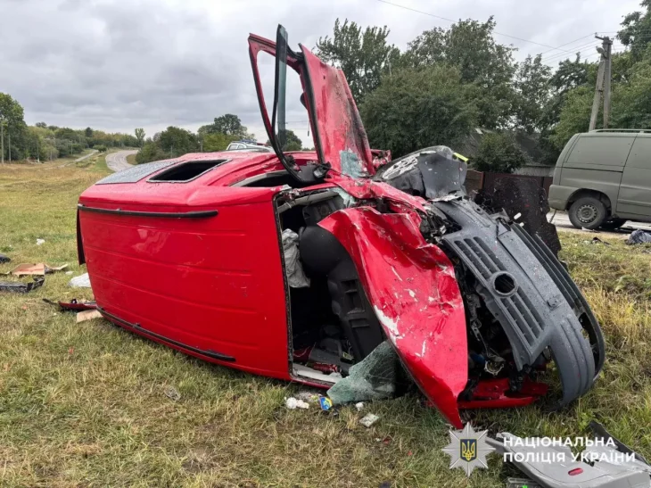 Смертельна аварія на Київщині: у Білоцерківському районі загинув водій, троє пасажирів госпіталізовано