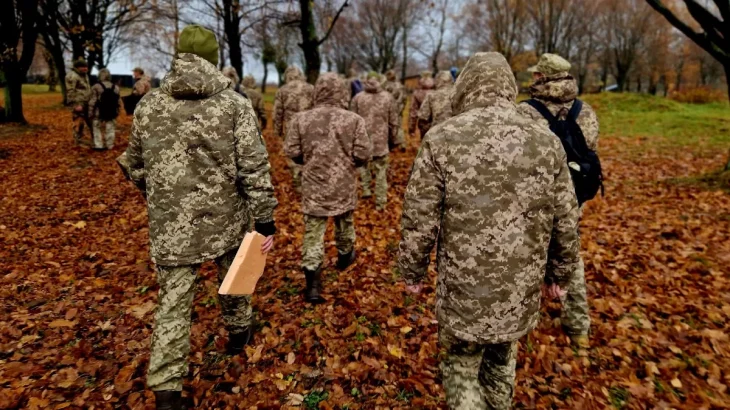 Базова зарплата військових за новими контрактами становитиме 50-60 тисяч гривень