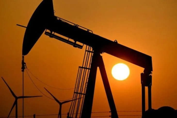 Санкції США можуть заблокувати майже 48 млн барелів російської нафти в морі
