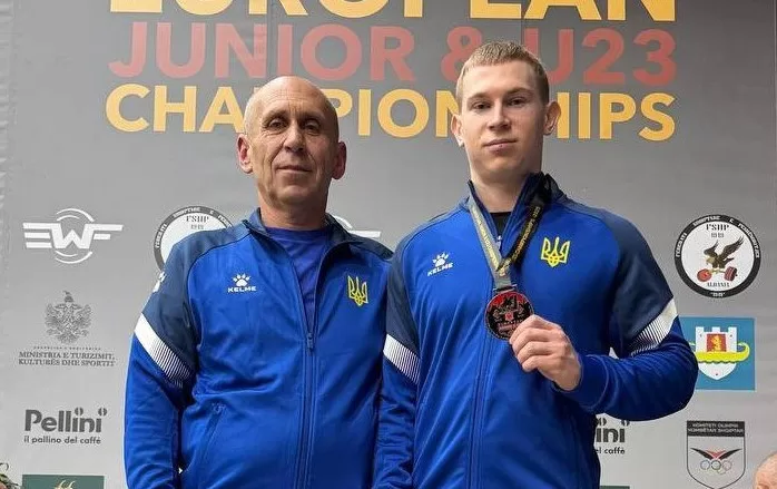 Віталій Дадерко здобув срібло на чемпіонаті Європи з важкої атлетики серед юніорів