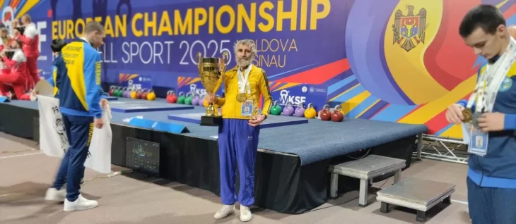 79-річний викладач ХПІ Юрій Васильєв став чемпіоном Європи та встановив світовий рекорд з гирьового спорту