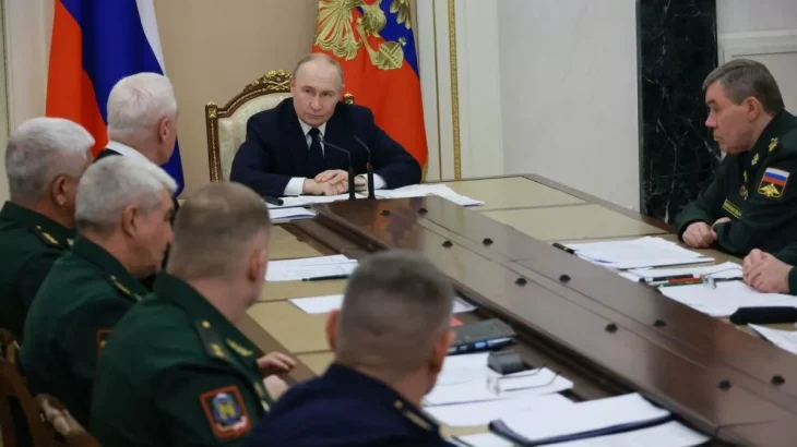 путін наказав російським військам активізувати наступ на Запорізьку область