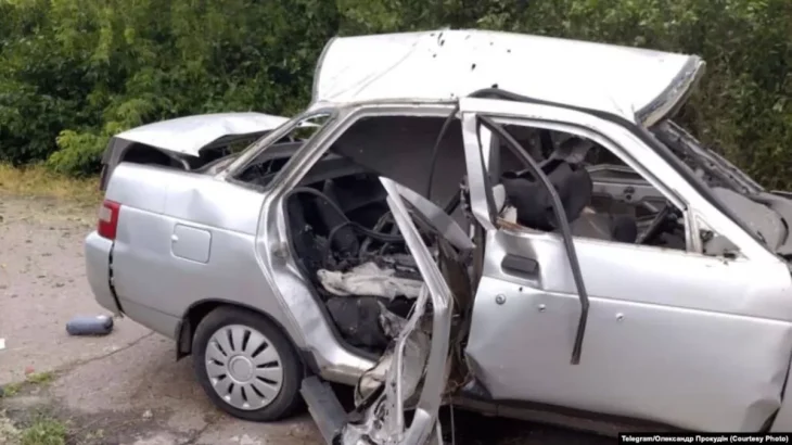 Російський FPV-дрон атакував авто у Золочівській громаді: двоє поранених