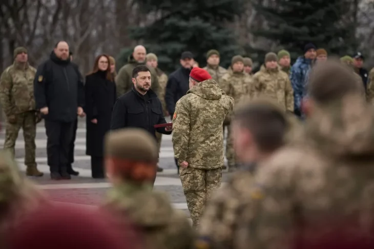 Президент Зеленський присвоїв звання Героя України шістьом військовим, троє з них — посмертно