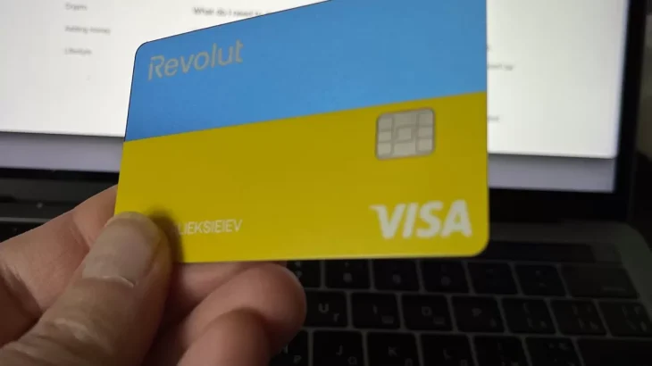 Revolut Bank UAB припиняє обслуговування клієнтів з України: деталі закриття рахунків