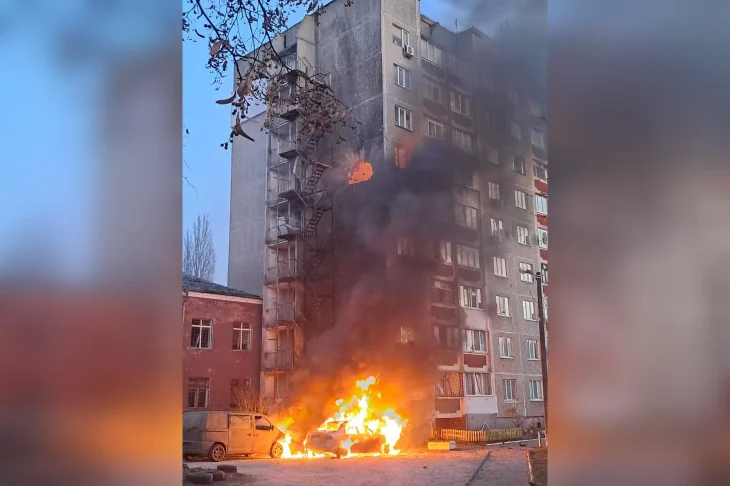 У Чернігові російський дрон атакував житловий будинок і підприємство