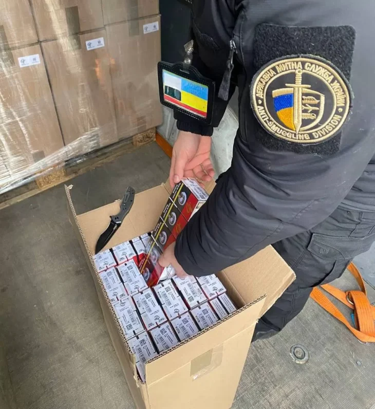 На Закарпатті викрили схему ввезення сигарет під виглядом гуманітарної допомоги