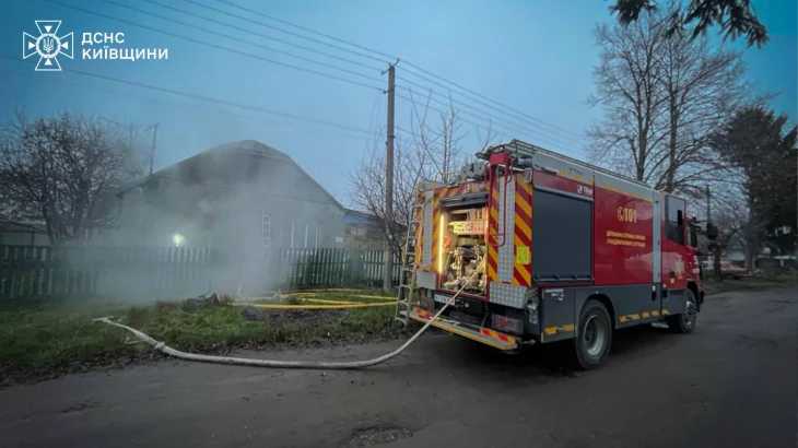 У Київській області під час пожежі в приватному будинку загинули двоє людей
