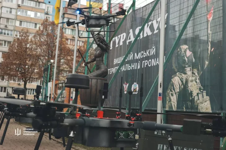 У Вишневому відкрили пам’ятник дрону «Баба Яга», який ефективно бореться з окупантами