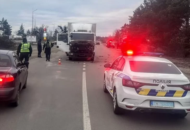 На Київщині внаслідок ДТП загинув восьмирічний хлопчик, ще двоє дітей травмовані