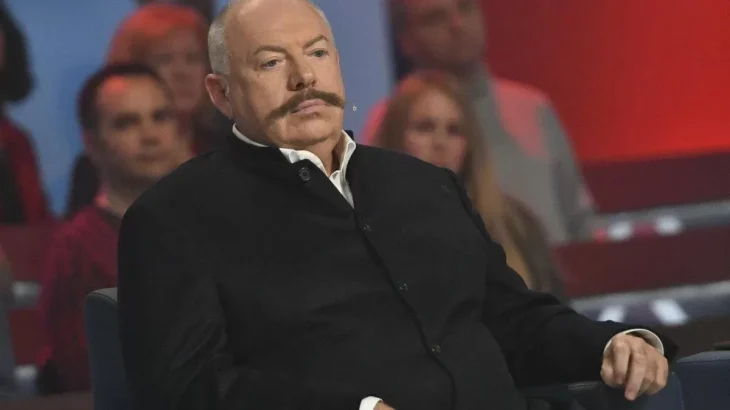 У Франції провели обшуки у колишнього генпрокурора Святослава Піскуна