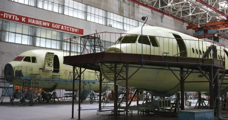 росія повертає в експлуатацію радянські та українські пасажирські літаки