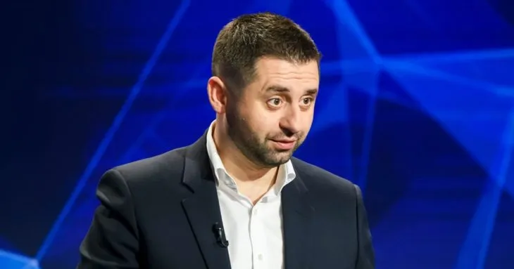 Зеленський оновив склад делегації для переговорів, до неї увійшов Арахамія