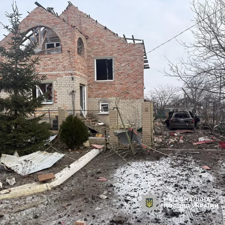 П’ятеро цивільних поранено через масовані обстріли Донеччини росією