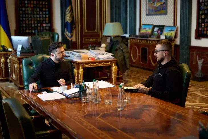 Сергій Стерненко передав Зеленському побажання та скарги військових з фронту