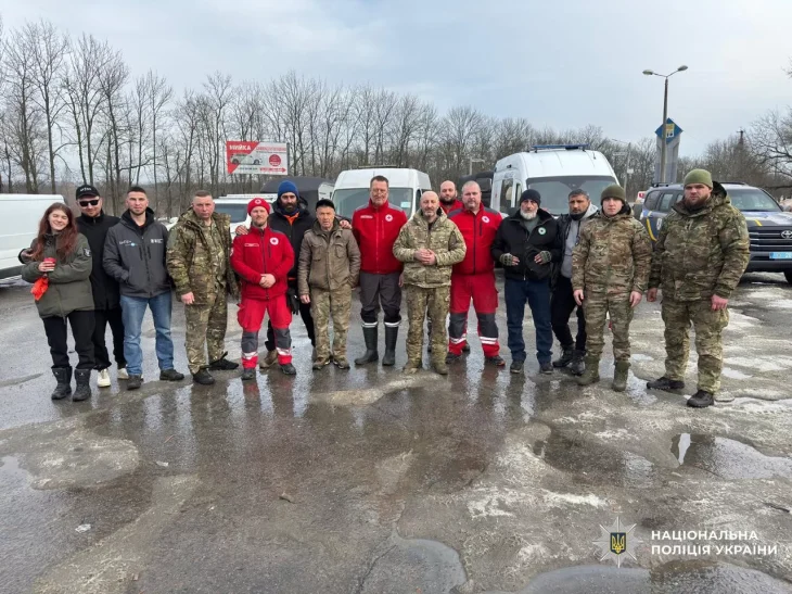 Поліція й волонтери евакуювали 19 коней зі Старосалтівської громади
